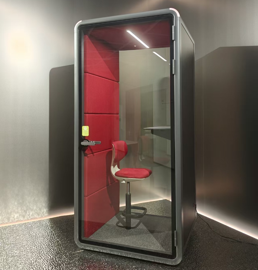 Rote Telefonzelle